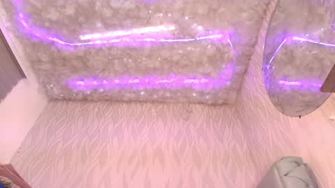 Snapshot of begoniia_ chatting on 01-15-25, 06:01 Begonia online show from 01-15-25, 06:01