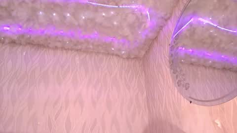 Snapshot of begoniia_ chatting on 01-25-25, 04:02 Begonia online show from 01-25-25, 04:02