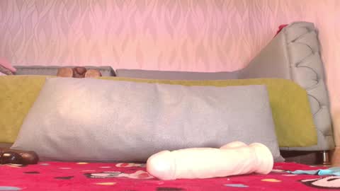 Snapshot of begoniia_ chatting on 02-05-25, 09:15 Begonia online show from 02-05-25, 09:15