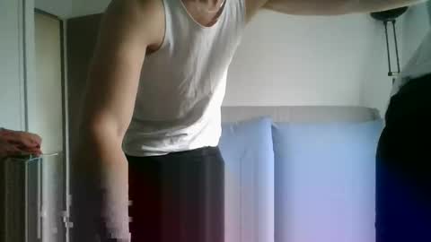 Snapshot of bel7ebite chatting on 01-15-25, 11:43 bel7ebite online show from 01-15-25, 11:43