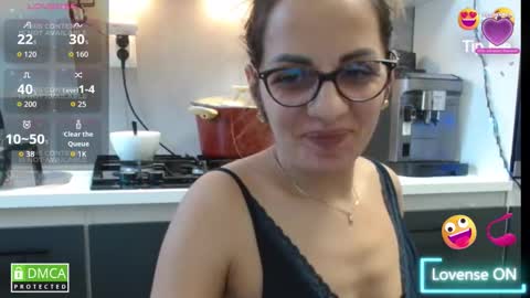 Snapshot of bela747741 chatting on 01-13-26, 07:24 kevin and Bella online show from 01-13-26, 07:24