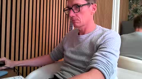 Snapshot of belami_france chatting on 11-07-25, 09:42 SexFriendFrance online show from 11-07-25, 09:42