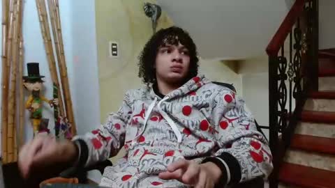 independent model online show from 12-12-24, 04:15