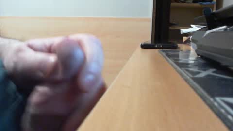 Snapshot of belgianfatcock chatting on 02-28-25, 04:21 belgianfatcock online show from 02-28-25, 04:21