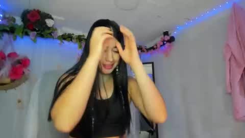 modelo independiente online show from 03-18-26, 09:07