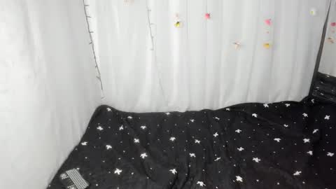 modelo independiente online show from 03-26-26, 10:15