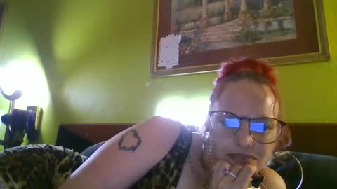 Snapshot of bell_a_90 chatting on 05-14-26, 07:15 bell_a_90 online show from 05-14-26, 07:15