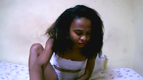 bella193999 online show from 12-17-24, 02:55