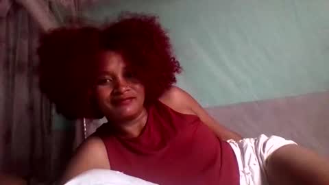 bella3995 online show from 03-12-26, 12:11