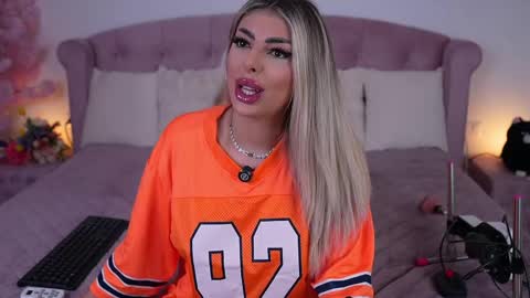 Emma  Bella online show from 04-06-26, 09:38