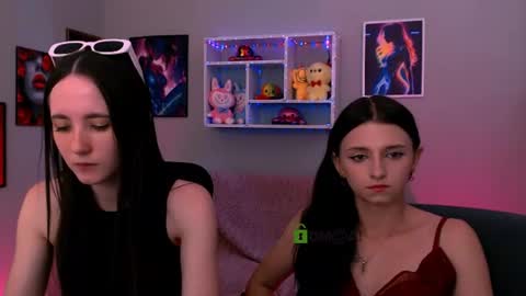 Snapshot of bella_dorn chatting on 06-11-26, 01:09 Bella online show from 06-11-26, 01:09