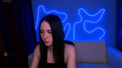 Snapshot of bella_dorn chatting on 06-28-26, 07:09 Bella online show from 06-28-26, 07:09