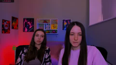 Snapshot of bella_dorn chatting on 07-20-26, 10:39 Bella online show from 07-20-26, 10:39