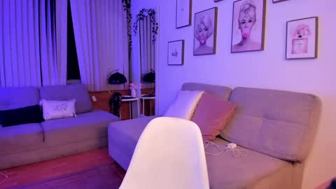 Onlyfans isa bella 23 online show from 09-10-25, 11:27