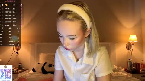 Jane online show from 09-23-25, 09:23