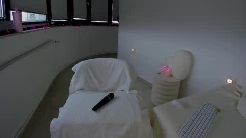 Anna  online show from 03-28-26, 10:48