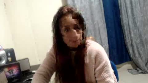 bella_luna34 online show from 06-11-26, 02:00