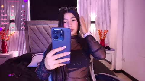 Snapshot of bella_martini_ chatting on 05-26-26, 12:12 bella_martini_ online show from 05-26-26, 12:12
