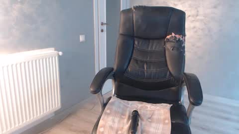      online show from 12-10-24, 09:01