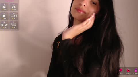 Snapshot of bella_musee chatting on 02-07-25, 02:29   online show from 02-07-25, 02:29