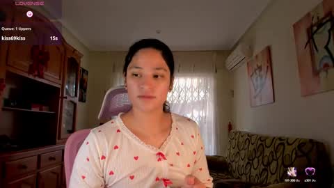 bella_pocahontas3 online show from 02-14-25, 07:38