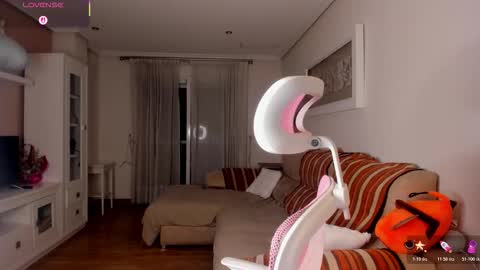 bella_pocahontas3 online show from 11-06-25, 09:48