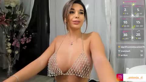 bella_posh online show from 11-14-25, 06:39