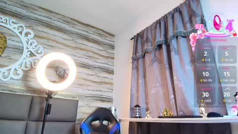     online show from 09-12-25, 03:01