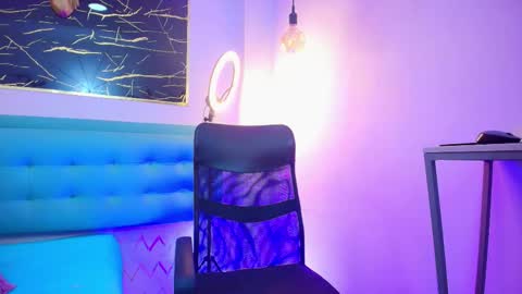     online show from 12-18-25, 09:54