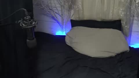 Snapshot of bella_serenity chatting on 06-22-26, 12:45 bella_serenity online show from 06-22-26, 12:45