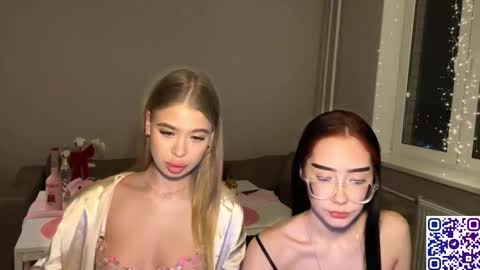 Bella online show from 03-03-26, 01:34