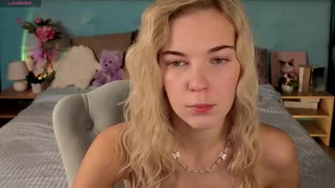 Bella online show from 01-19-26, 12:36