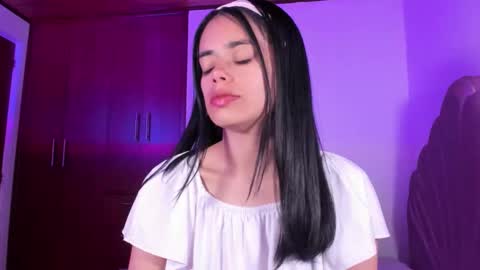 Valeria Model Independent online show from 11-04-25, 04:44