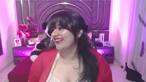 Snapshot of bella_taylor_a chatting on 01-16-25, 12:12 Bella Taylore online show from 01-16-25, 12:12