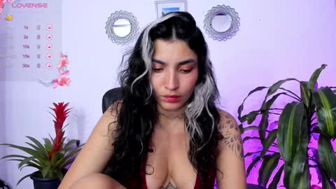 Bella online show from 02-09-25, 02:28