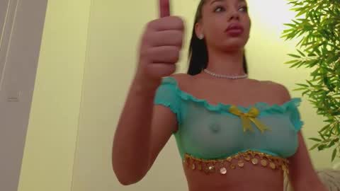 Bella online show from 02-08-26, 06:33