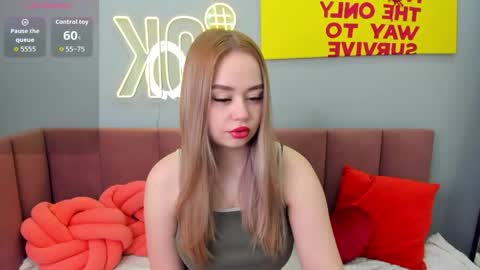 Bella online show from 04-12-26, 01:54