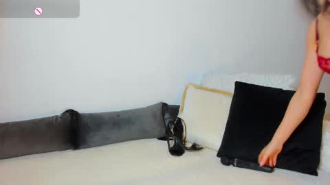 Snapshot of bellaanna25 chatting on 12-10-24, 01:55 BellaAnna online show from 12-10-24, 01:55