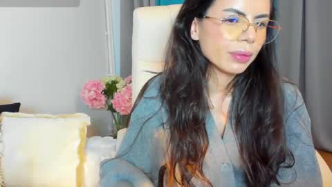 Snapshot of bellaanna25 chatting on 01-29-25, 12:45 BellaAnna online show from 01-29-25, 12:45