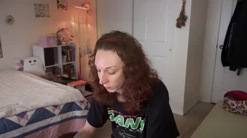 Snapshot of bellababy444 chatting on 06-18-26, 04:11 bellababy444 online show from 06-18-26, 04:11