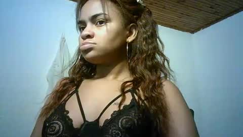 Bella online show from 01-24-25, 11:04