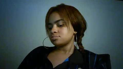 Bella online show from 02-20-25, 06:24