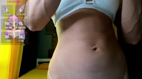 Snapshot of bellaburn chatting on 01-09-25, 06:59 Bella online show from 01-09-25, 06:59