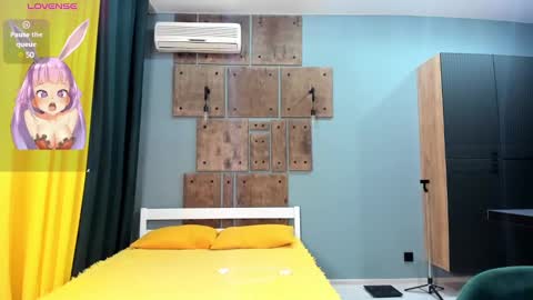 Snapshot of bellaburn chatting on 02-12-25, 06:09 Bella online show from 02-12-25, 06:09