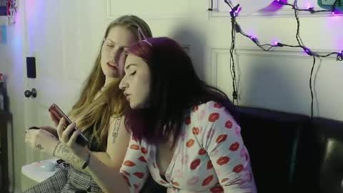 Snapshot of bellabutterflyy chatting on 01-22-25, 07:35 BellaButterflyy online show from 01-22-25, 07:35