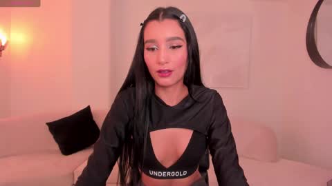  Bella C  online show from 01-22-25, 11:34