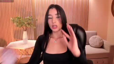Snapshot of bellacarteer_ chatting on 07-04-26, 07:42 Bella C online show from 07-04-26, 07:42