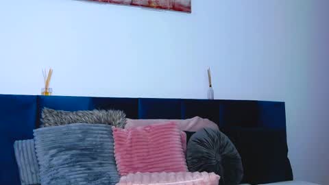 Snapshot of belladoyle chatting on 02-20-25, 05:40 belladoyle online show from 02-20-25, 05:40