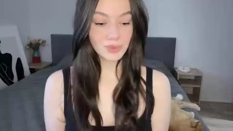 Baila online show from 06-30-26, 04:13
