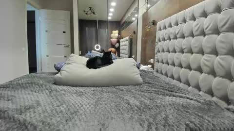 Snapshot of bellaflexy chatting on 05-14-26, 03:35 BellaFlexy online show from 05-14-26, 03:35